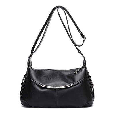 Γυναικεία καθημερινή έκο δερμάτινη τσάντα με μεταλλικό στοιχείο