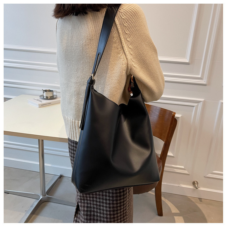 Γυναικεία έκο δερμάτινη τσάντα ώμου - πολλά χρώματα