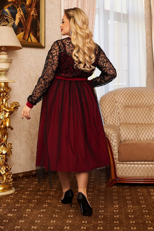 Вечерна рокля с мрежа