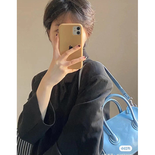 Малка ръчна чанта с къса и дълга дръжка - от изкуствена кожа