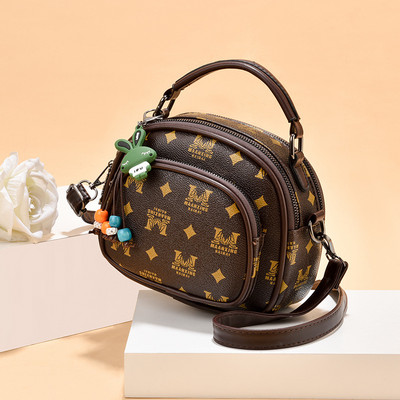 Γυναικεία μοντέρνα τσάντα από οικολογικό δέρμα με φερμουάρ