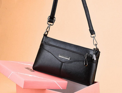 Νέο μοντέλο μικρή γυναικεία τσάντα από συνθετικό δέρμα στον ώμο