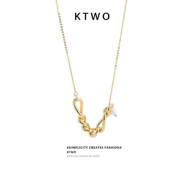 Ženska zlatna ogrlica sa ukrasom - biserni lančić