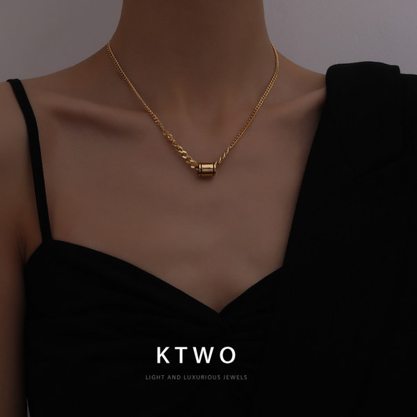 Χρυσό χρώμα γυναικεία αλυσίδα με μενταγιόν