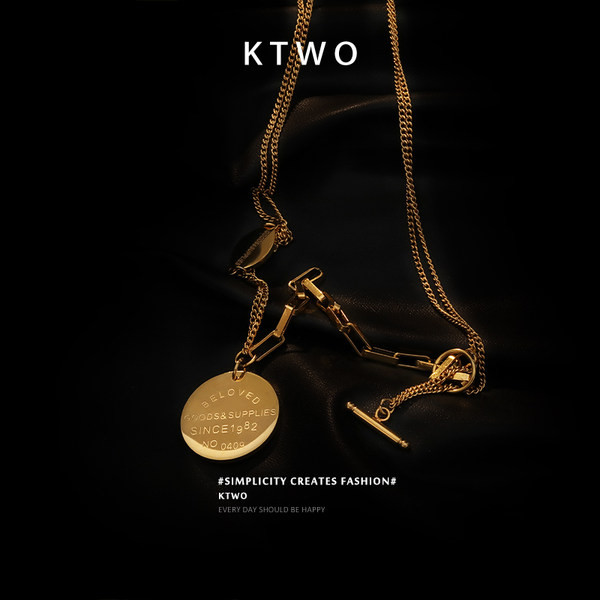 Sieviešu zelta kaklarota ar kulonu