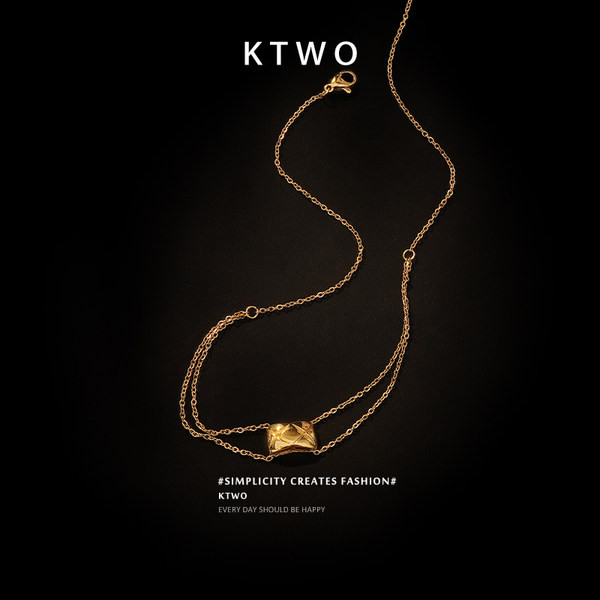 Γυναικείο κολιέ σε χρυσό χρώμα