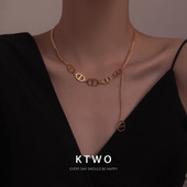 Μοντέρνο γυναικείο κολιέ σε χρυσό χρώμα με μενταγιόν