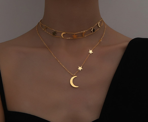 Νέο μοντέλο γυναικείο κολιέ με μενταγιόν - χρυσό χρώμα