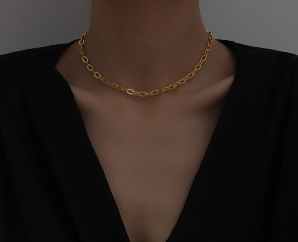 Μοντέλο απλό γυναικείο κολιέ