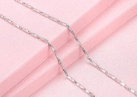 Γυναικεία αλυσίδα σε ασημί χρώμα