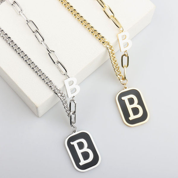 Ženska ogrlica sa slovom 'B' u srebrnoj i zlatnoj boji
