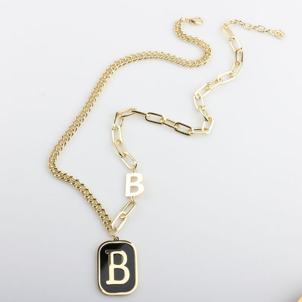 Ženska ogrlica sa slovom 'B' u srebrnoj i zlatnoj boji