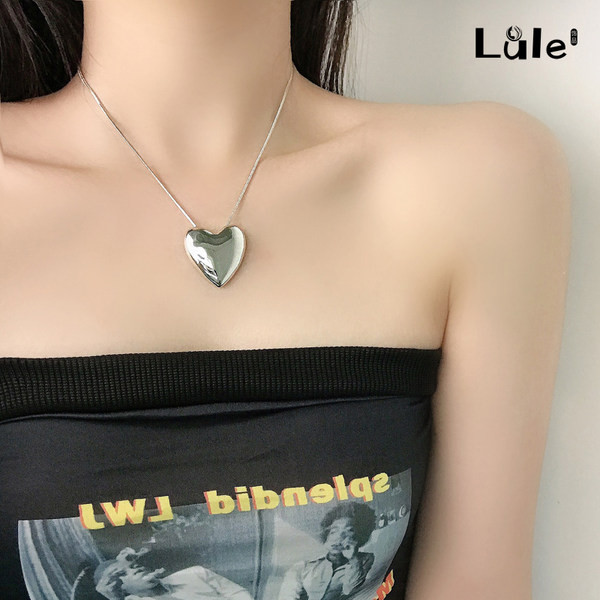 Дамско колие с висулка сърце