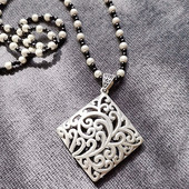 Μοντέρνο γυναικείο κολιέ - πολλά μοντέλα