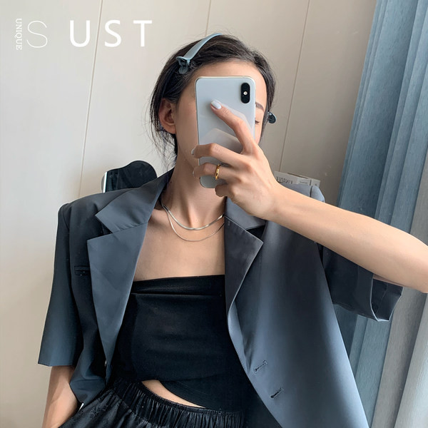 Дамско двуредно колие в златист цвят