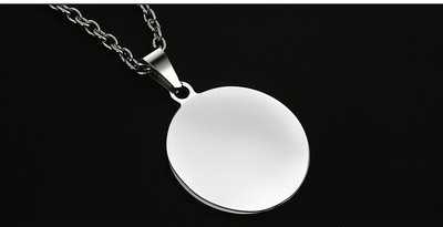 Μοντέρνο κολιέ για γυναίκες και άνδρες από τιτάνιο χάλυβα διαφορετικά μοντέλα