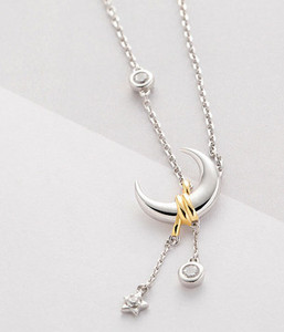 Dnevna srebrna ogrlica s privjescima