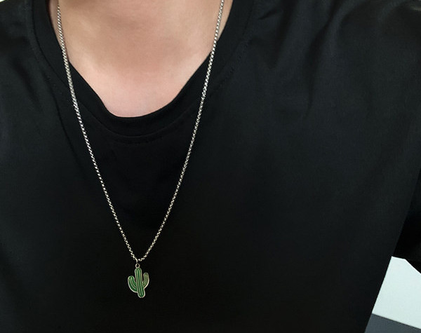 Moderan srebrni lančić sa privjeskom - kaktus, unisex model