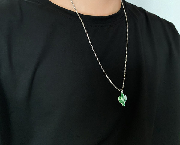 Moderan srebrni lančić sa privjeskom - kaktus, unisex model