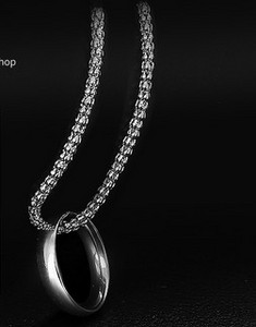 Γυναικείο λεπτό κολιέ με μενταγιόν σε ασήμι και χρυσό