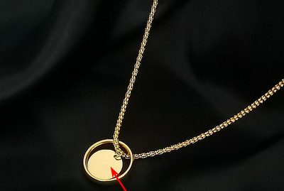 Γυναικείο λεπτό κολιέ με μενταγιόν σε ασήμι και χρυσό