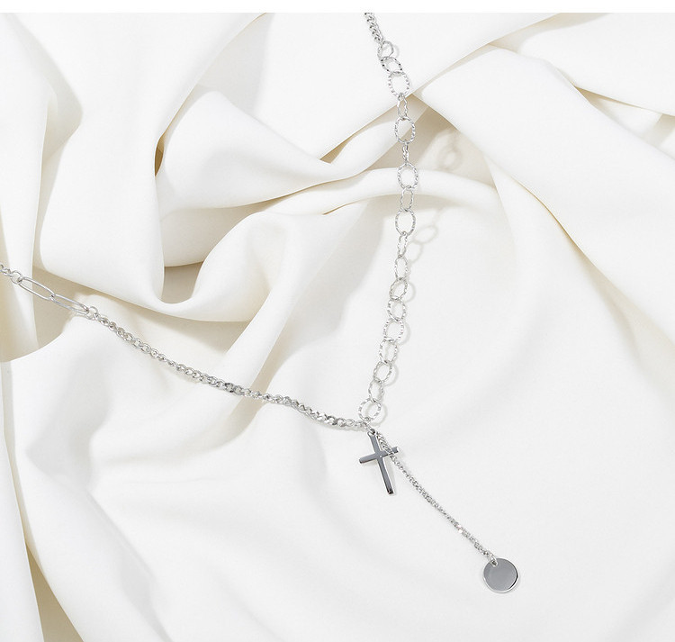 Γυναικείο κολιέ με μενταγιόν διάφορα μοντέλα σε ασημί χρώμα