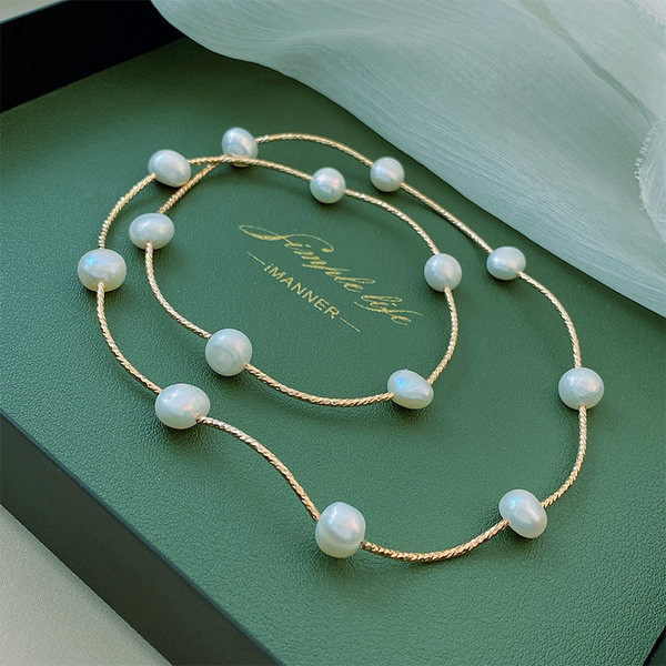 Стилно дамско колие тънък модел с перли