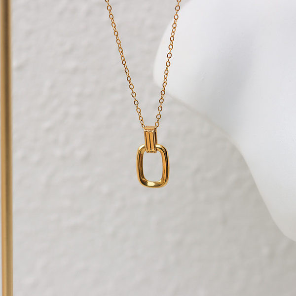 Γυναικείο κολιέ  σε χρυσό με μενταγιόν