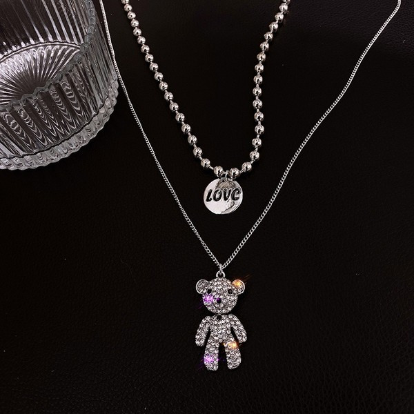 Дамско двуредно колие с декорация камъни