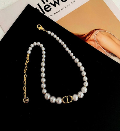 Γυναικείο κολιέ με πέρλες - δύο μοντέλα