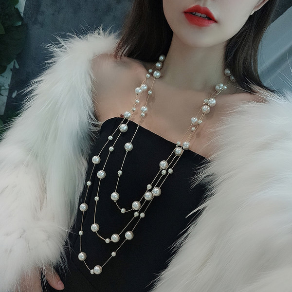 Дълго дамско колие с перли 