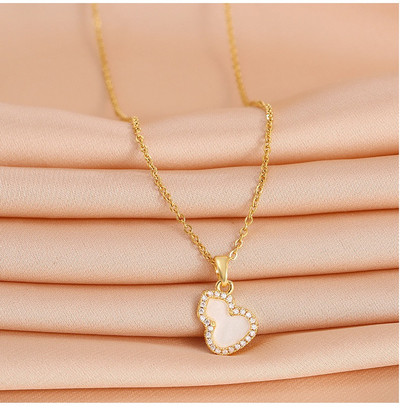 Дамско нежно колие с висулка декорирана с камъни - два цвята