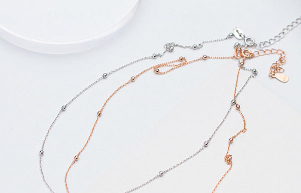 Γυναικείο κολιέ σε ασημί χρώμα