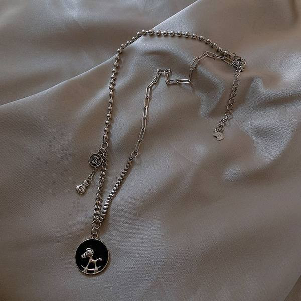 Srebrni lančić sa privjeskom - dva modela