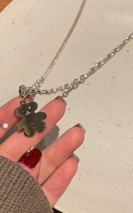 Γυναικείο κολιέ με μενταγιόν - δύο μοντέλα