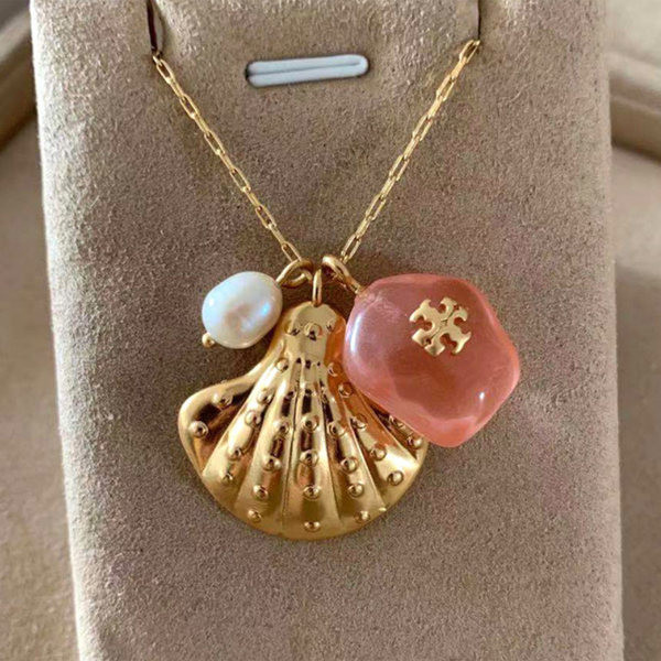 Μοντέρνο γυναικείο κολιέ με πολύχρωμα μενταγιόν