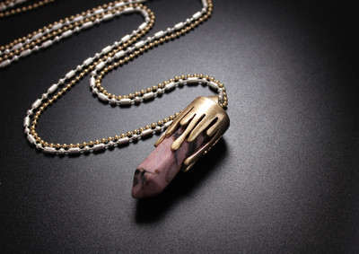 Γυναικεία αλυσίδα με πέτρινο μενταγιόν