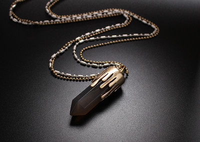 Γυναικεία αλυσίδα με πέτρινο μενταγιόν