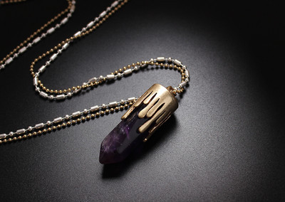 Γυναικεία αλυσίδα με πέτρινο μενταγιόν