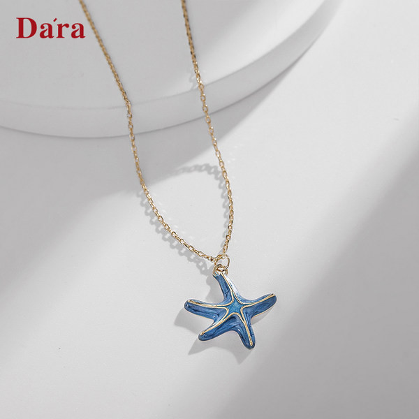 Μοντέρνο γυναικείο κολιέ με έγχρωμο μενταγιόν αστέρι