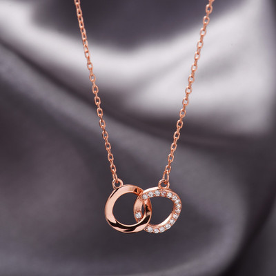 Ženske ogrlice sa privjescima nekoliko modela