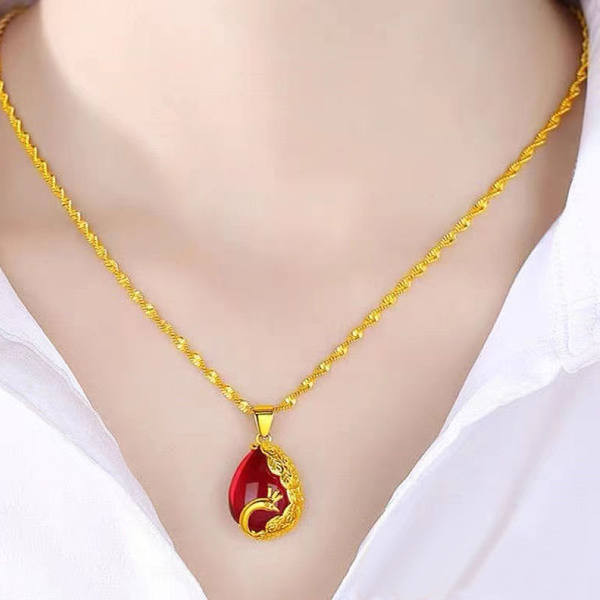 Κομψό γυναικείο κολιέ με μενταγιόν σε δύο μοντέλα