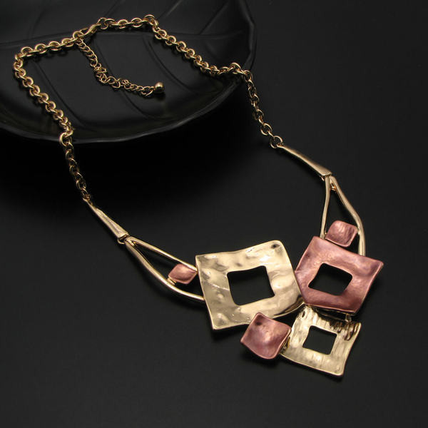 Ženska dvobojna ogrlica sa privjeskom