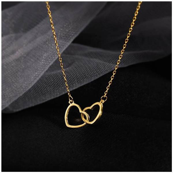 Γυναικεία αλυσίδα με μενταγιόν καρδιές