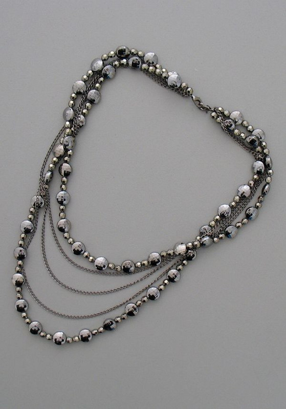 Γυναικείο πολυστρωματικό κολιέ με χάντρες