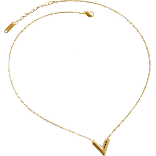 Μοντέρνα γυναικεία αλυσίδα σε χρυσό χρώμα