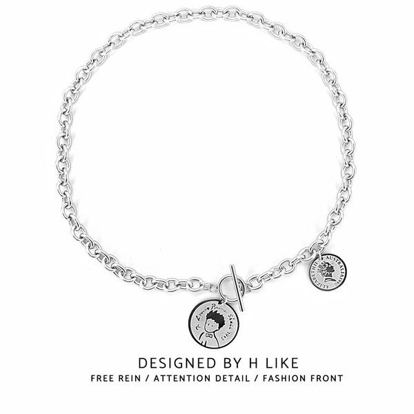 Γυναικεία αλυσίδα με μενταγιόν - ασημί χρώμα