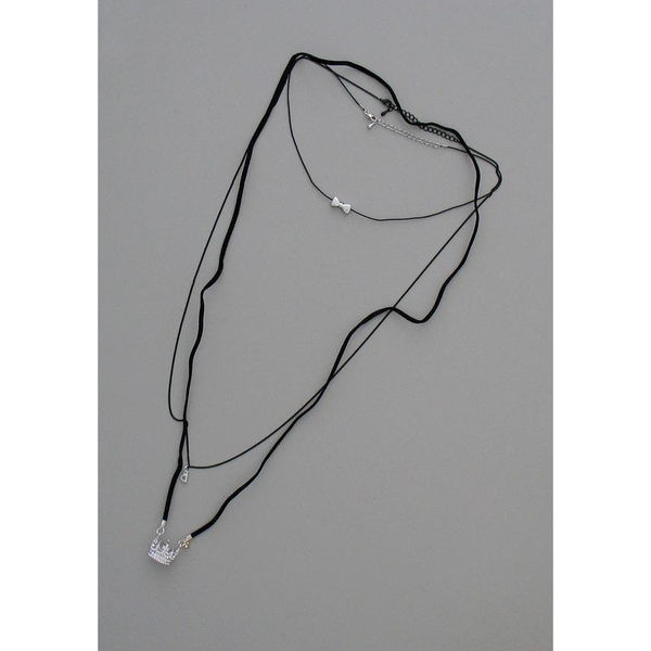 Γυναικείο κολιέ με μεταλλική διακόσμηση