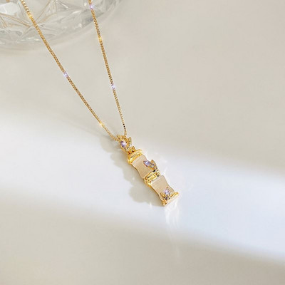 Μοντέρνο γυναικείο κολιέ με μενταγιόν σε διάφορα μοντέλα