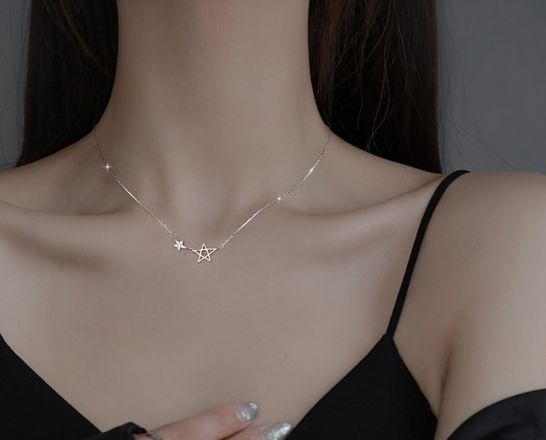 Γυναικεία αλυσίδα με μενταγιόν αστέρι